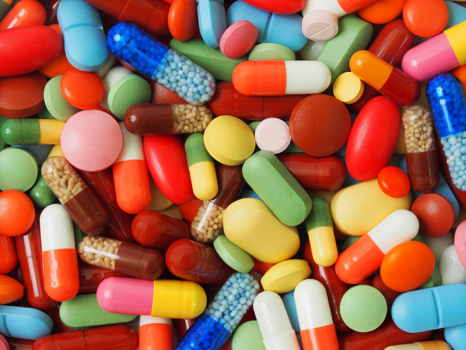 Governo multa empresas em R$ 15,2 mi por venda de medicamentos acima do preço